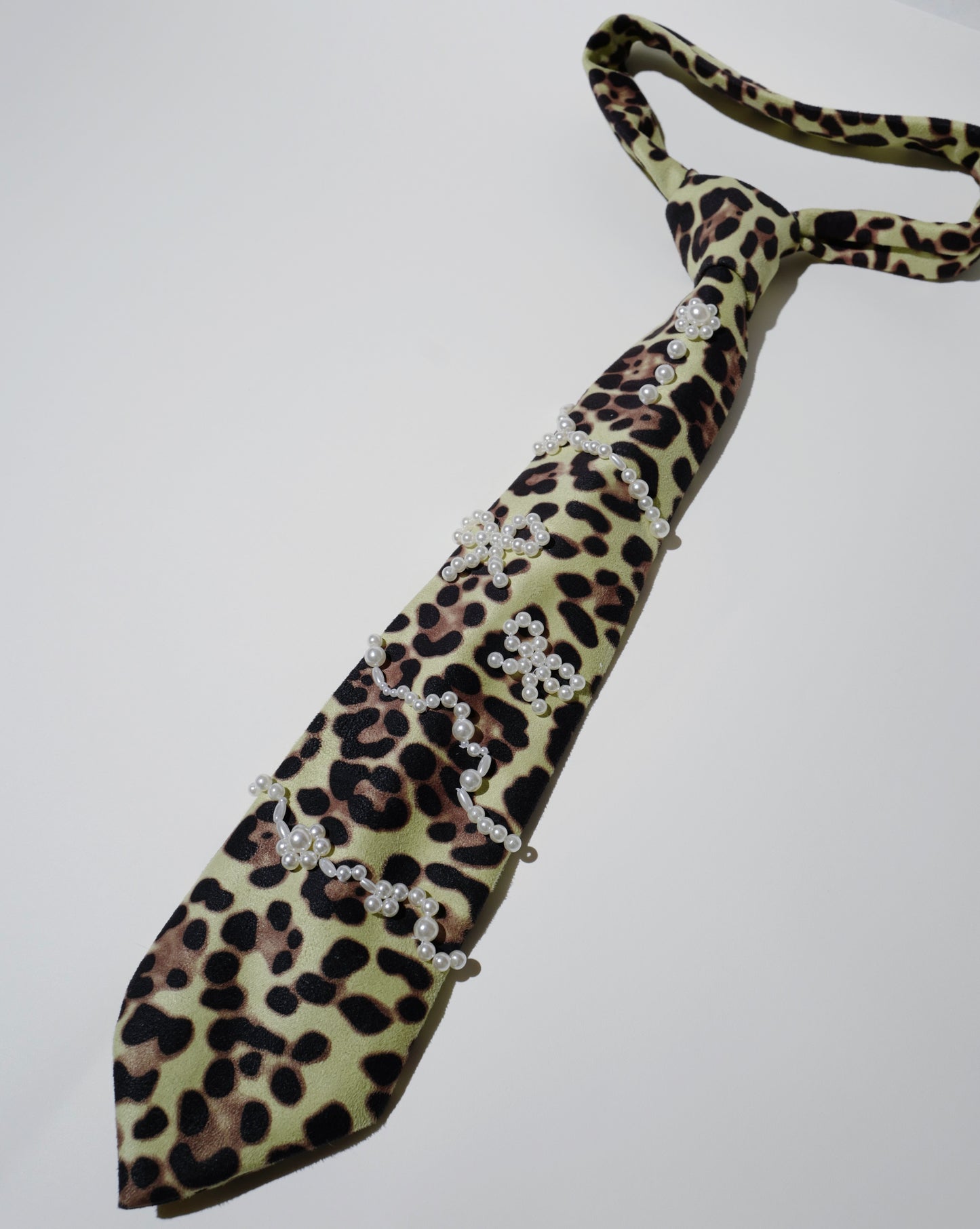 Die Young Light Green Leopard Beaded Tie