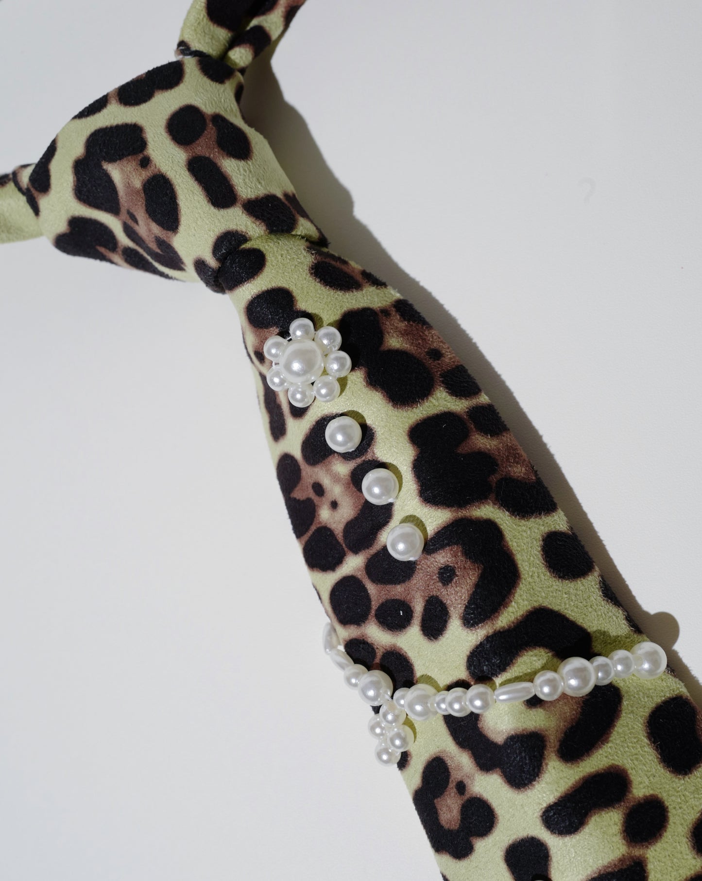 Die Young Light Green Leopard Beaded Tie