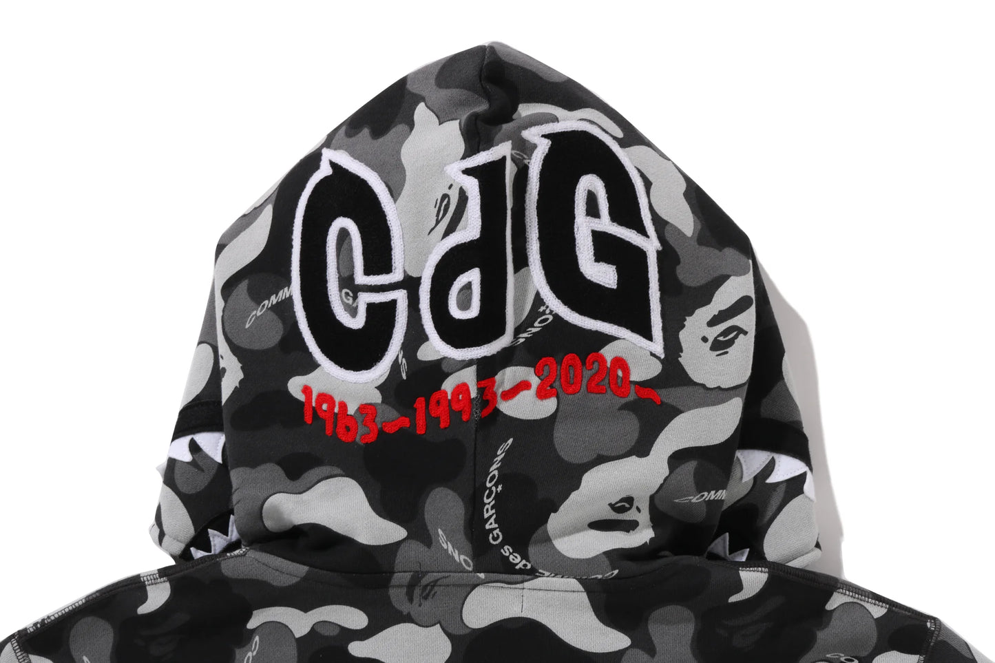 BAPE®︎ × COMME des GARÇONS SHARK FULL ZIP HOODIE
