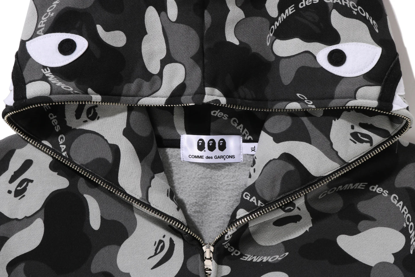 BAPE®︎ × COMME des GARÇONS SHARK FULL ZIP HOODIE