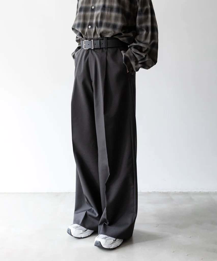 ssstein EXTRA WIDE TROUSERS DARK CHARCOAL ST.647