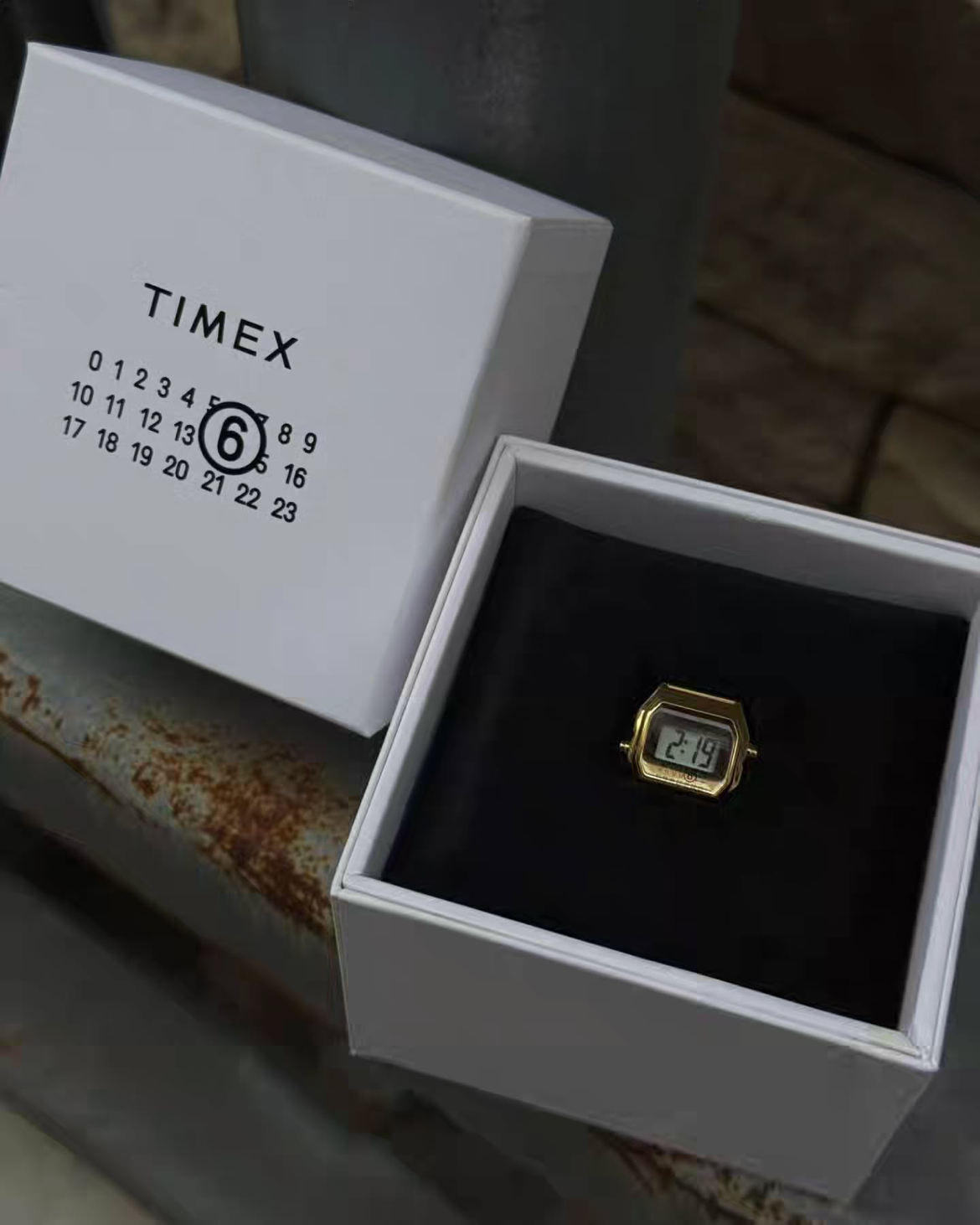 Timex x MM6 Maison Margiela T80